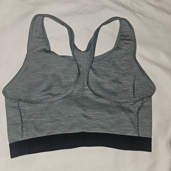 Nike Women's Pro Swoosh Medium-Support Non-Padded Sports Bras (White,Grey L) - Picture 5 of 8